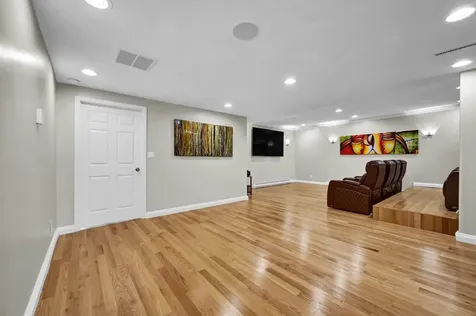 10 Cloverhill Circle Bloomington IL 61705