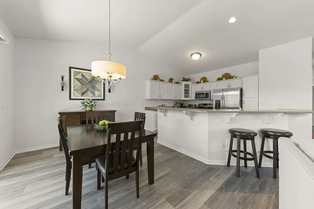1234 Borego Circle Bolingbrook IL 60490