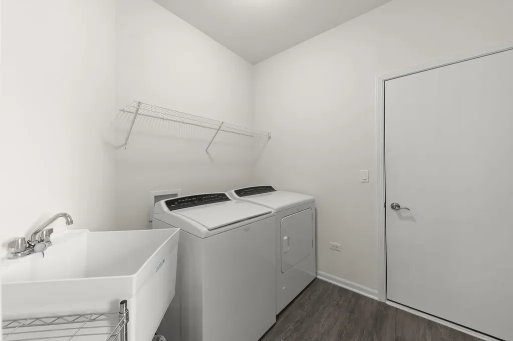 1234 Borego Circle Bolingbrook IL 60490