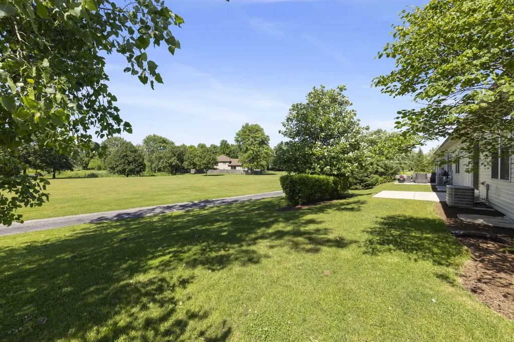 1234 Borego Circle Bolingbrook IL 60490