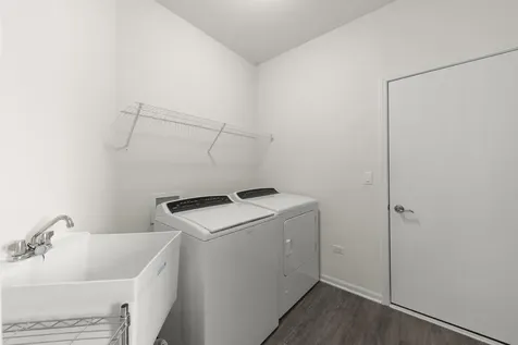 1234 Borego Circle Bolingbrook IL 60490