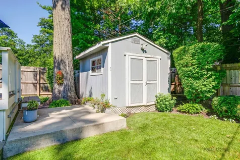 502 East Scranton Avenue Lake Bluff IL 60044