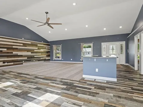 235 South West Street Byron IL 61010