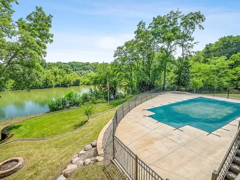 235 South West Street Byron IL 61010
