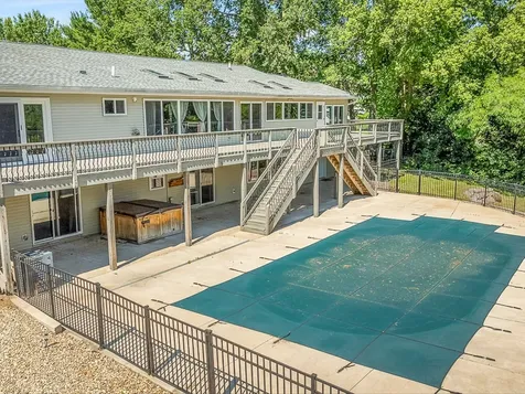 235 South West Street Byron IL 61010