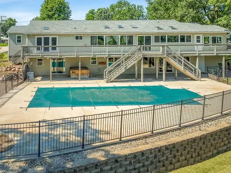 235 South West Street Byron IL 61010