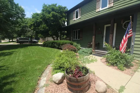 103 Buttercup Way Bloomington IL 61704