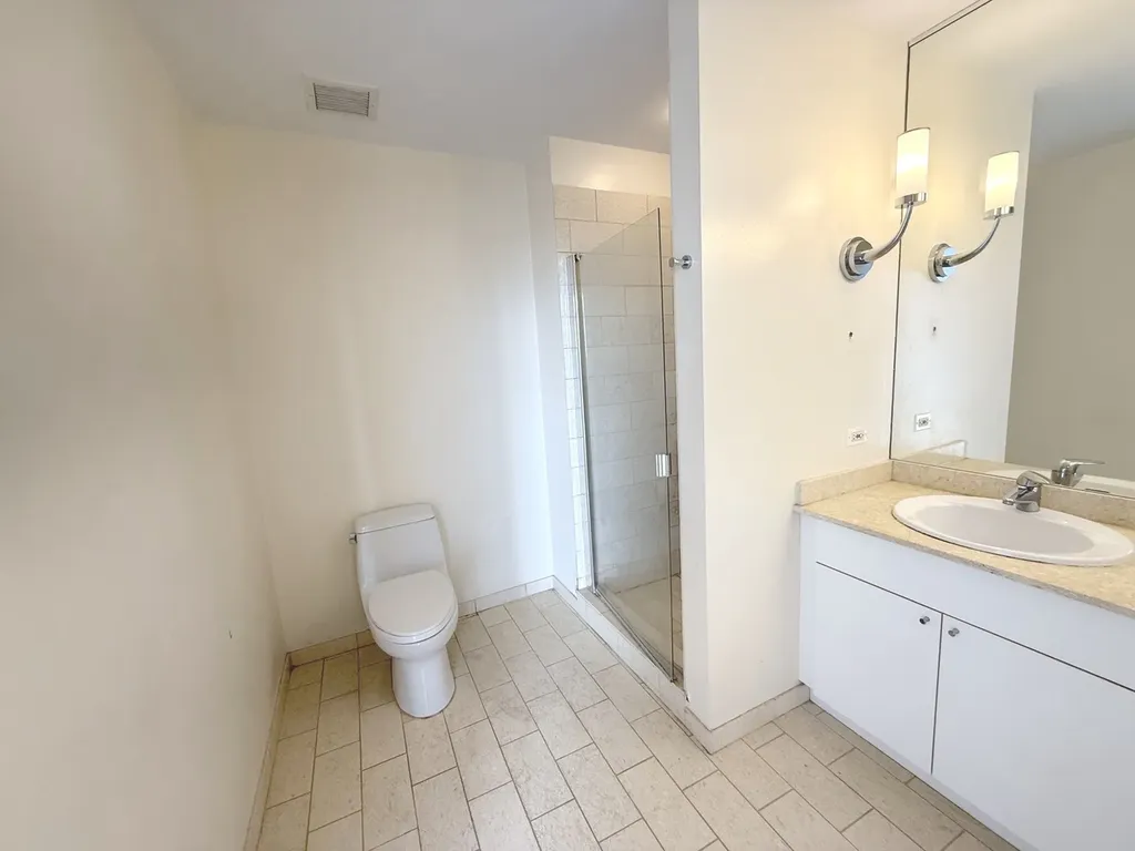 510 West Erie Street Chicago IL 60654
