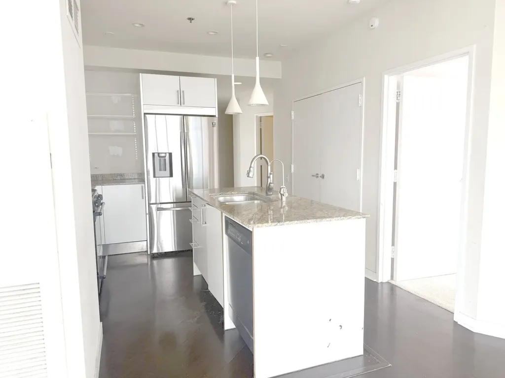 510 West Erie Street Chicago IL 60654