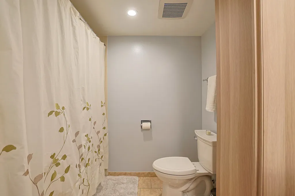 527 Cumnor Road Westmont IL 60559