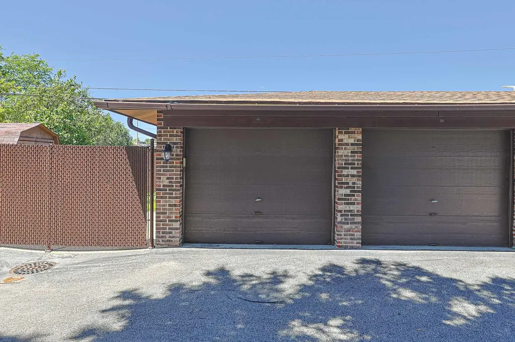527 Cumnor Road Westmont IL 60559