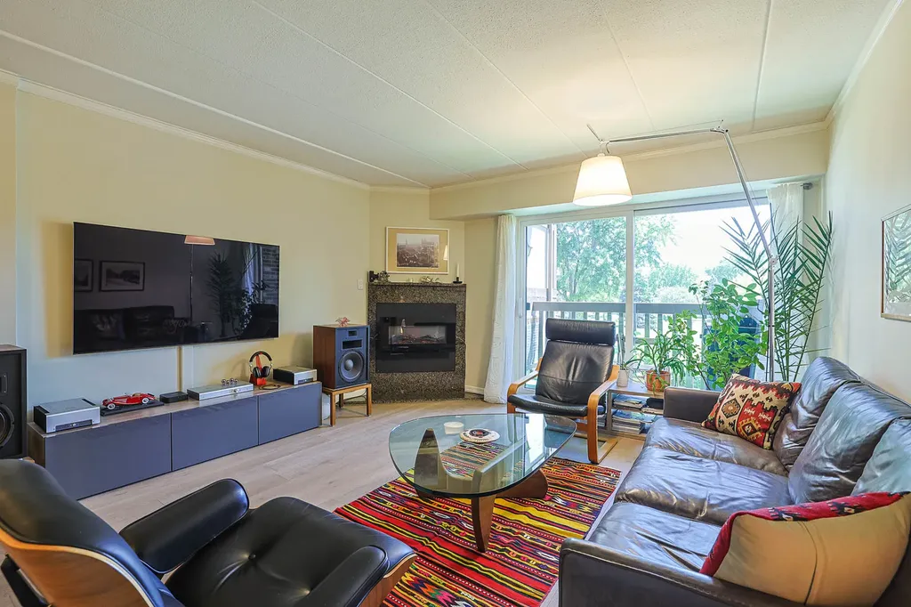 527 Cumnor Road Westmont IL 60559