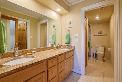 527 Cumnor Road Westmont IL 60559