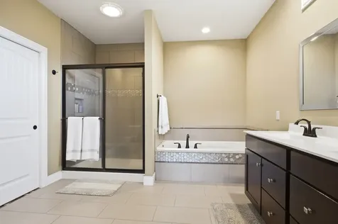 1204 Ashford Court Mahomet IL 61853