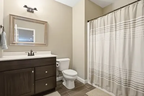1204 Ashford Court Mahomet IL 61853