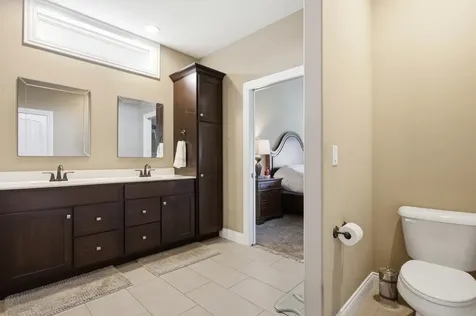 1204 Ashford Court Mahomet IL 61853
