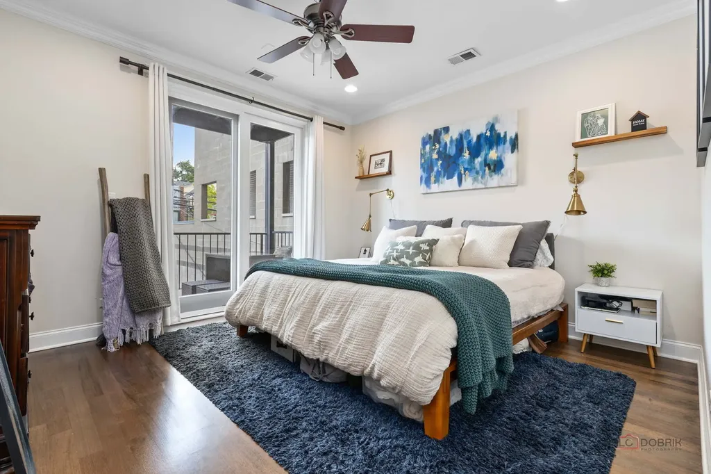 1720 West Belmont Avenue Chicago IL 60657