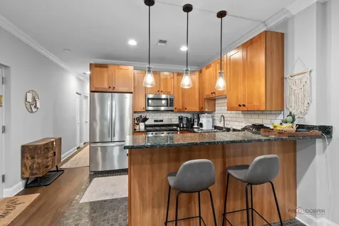 1720 West Belmont Avenue Chicago IL 60657
