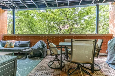 1720 West Belmont Avenue Chicago IL 60657