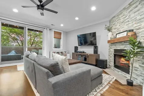 1720 West Belmont Avenue Chicago IL 60657