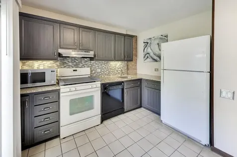 311 South Prospect Street Roselle IL 60172