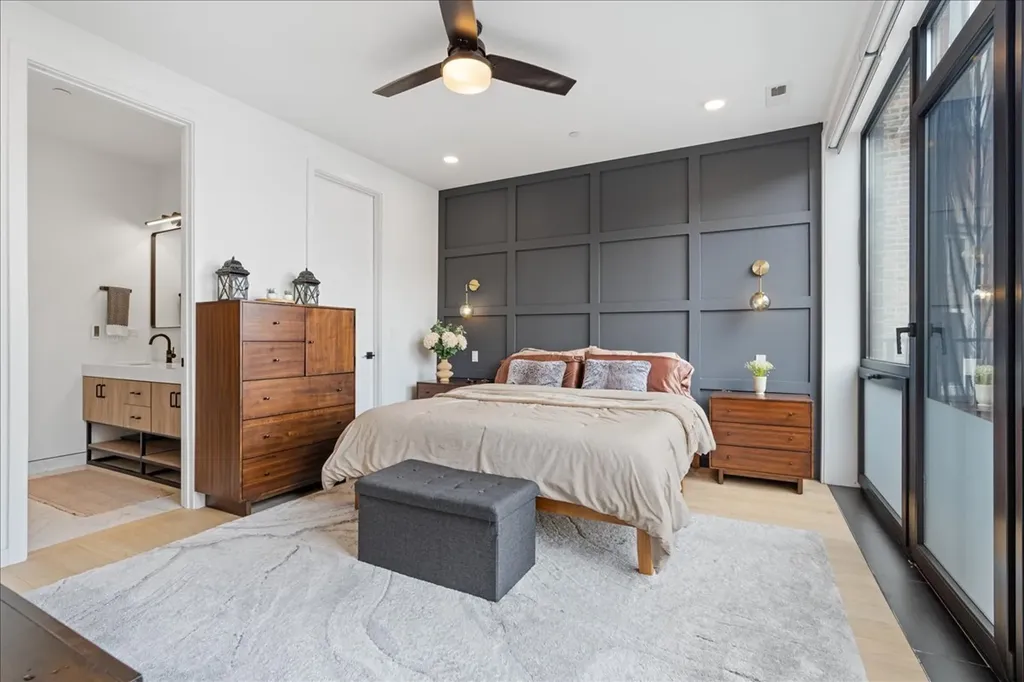 2611 West Haddon Avenue Chicago IL 60622