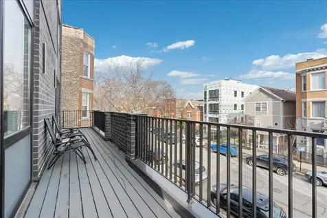 2611 West Haddon Avenue Chicago IL 60622