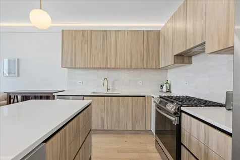 2611 West Haddon Avenue Chicago IL 60622