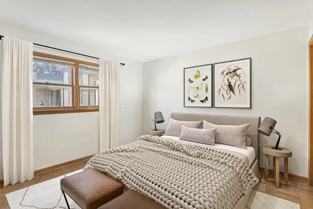 4235 North Kedvale Avenue Chicago IL 60641