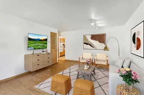 4235 North Kedvale Avenue Chicago IL 60641