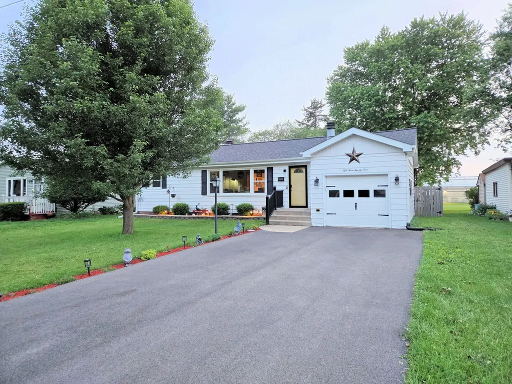 5324 South Wendell Drive Rochelle IL 61068