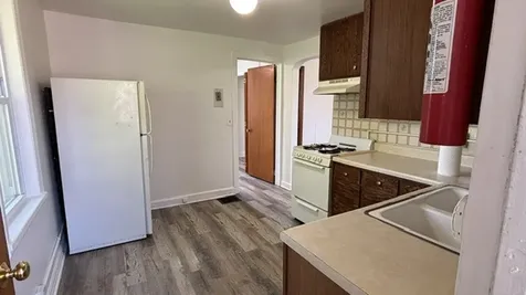 2614 Grand Avenue Waukegan IL 60085