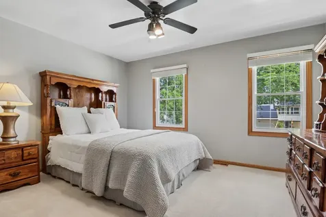 604 Shenandoah Trail Elgin IL 60123