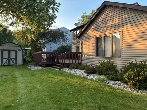 604 Shenandoah Trail Elgin IL 60123