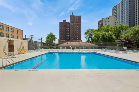 4343 North Clarendon Avenue Chicago IL 60613