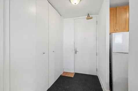 4343 North Clarendon Avenue Chicago IL 60613
