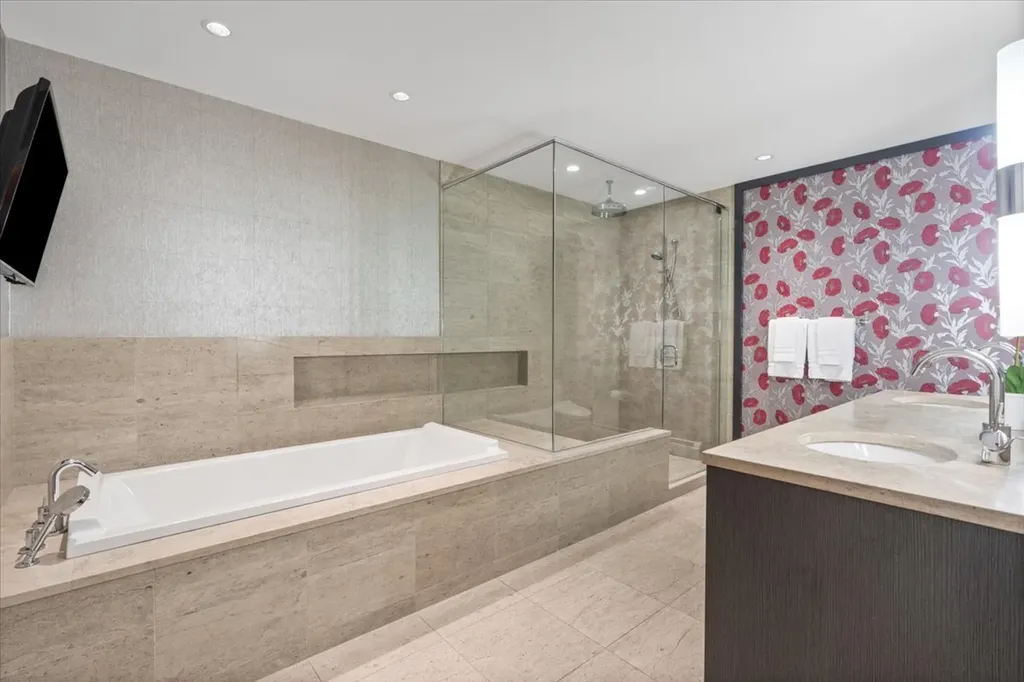 194 North Park Drive Chicago IL 60601