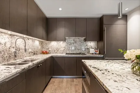194 North Park Drive Chicago IL 60601