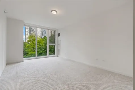 194 North Park Drive Chicago IL 60601