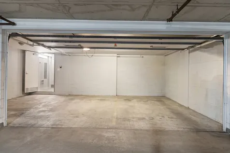 194 North Park Drive Chicago IL 60601