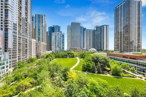 194 North Park Drive Chicago IL 60601