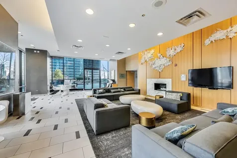 194 North Park Drive Chicago IL 60601