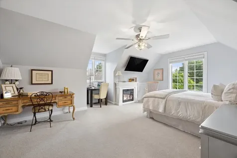 14 Tartan Ridge Road Burr Ridge IL 60527