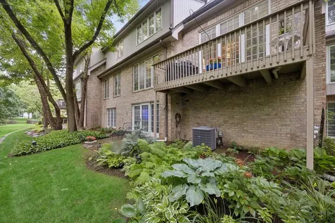 14 Tartan Ridge Road Burr Ridge IL 60527