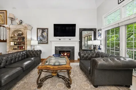 14 Tartan Ridge Road Burr Ridge IL 60527