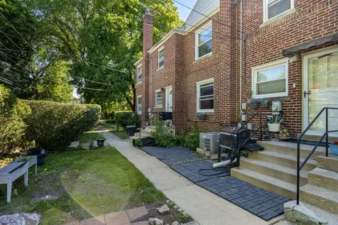 407 Dodge Avenue Evanston IL 60202