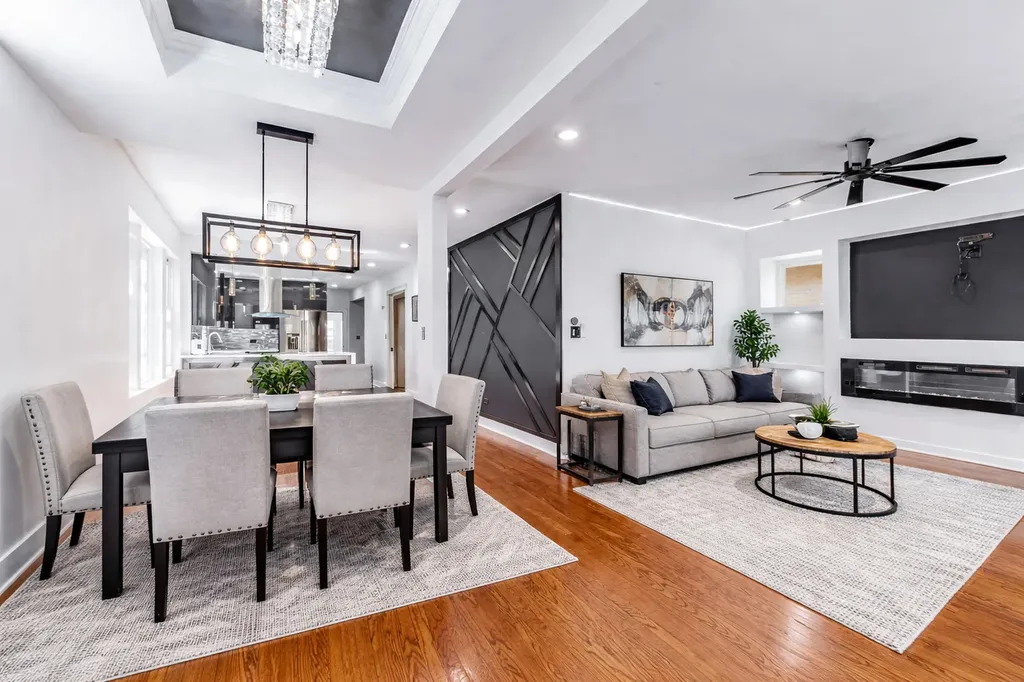 8020 South Bishop Street Chicago IL 60620
