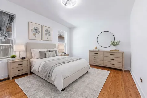 8020 South Bishop Street Chicago IL 60620
