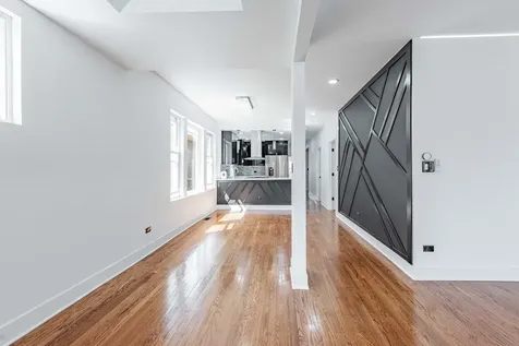 8020 South Bishop Street Chicago IL 60620