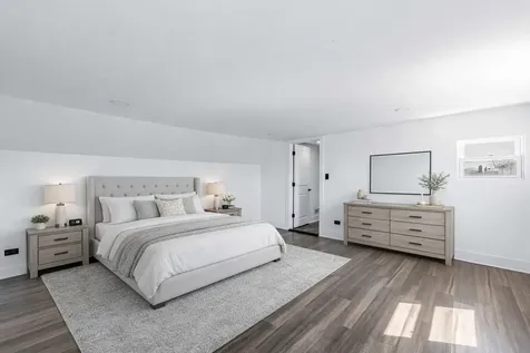 8020 South Bishop Street Chicago IL 60620